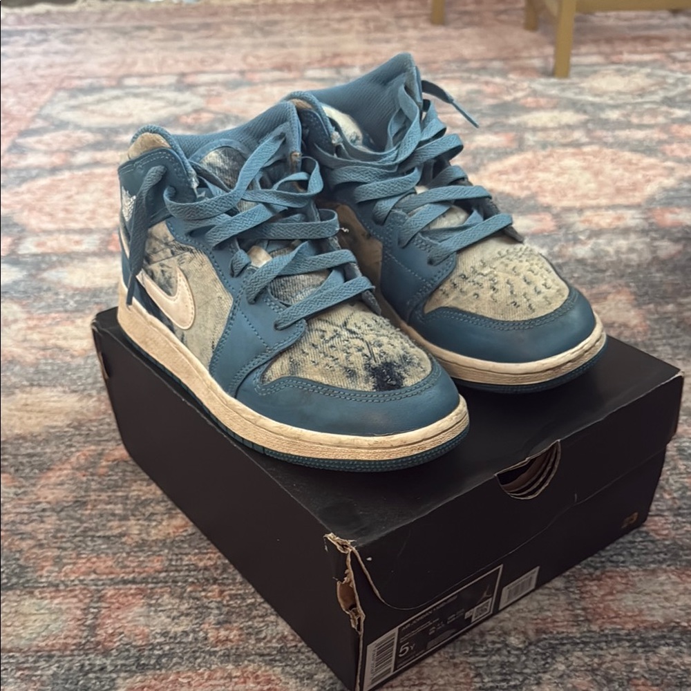 Nike Jordan Kids Sneakers Blue and Gray
